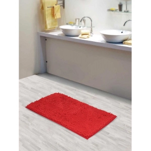 Generic Solid Polyester Bathmat (Red)