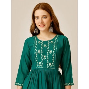 Generic Women's Casual 3-4 th Sleeve Embroidered Rayon Tunic Top (Light Green)
