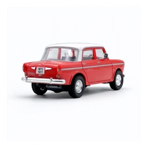 Generic Plastic Toy Model Fiat Openable Doors Pull Back Action Collectible Car (Red)
