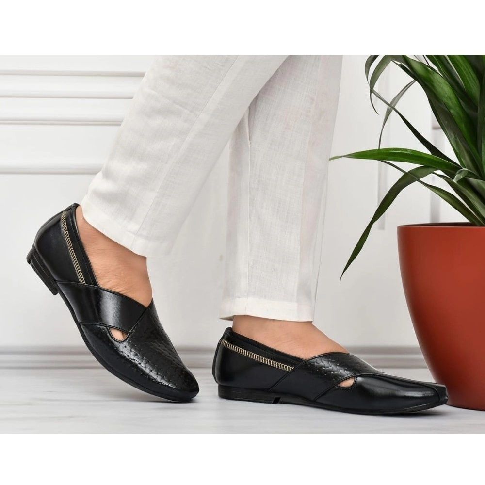 Men's Faux Leather Formal Shoes (Black) Men's Faux Leather Formal Shoes (Black)
