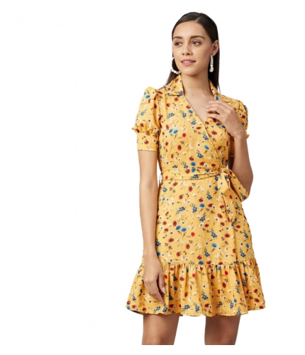 Women's Polyester Floral Short Sleeve Above Knee Dress (Yellow)