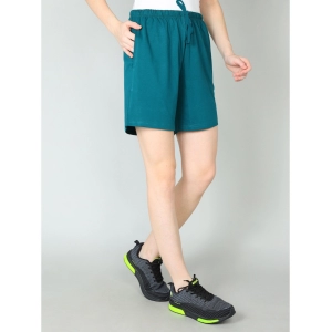 Generic Women's Cotton Solid Above Knee Shorts (Green)
