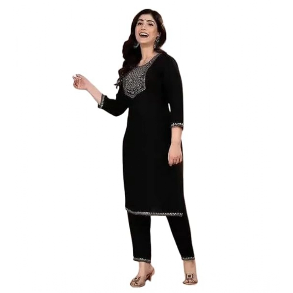 Generic Women's Cotton Embroidery 3-4th Sleeve Calf Length Kurti with Pant Set (Black)