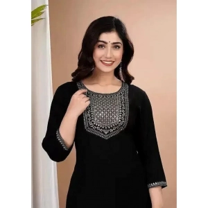 Generic Women's Cotton Embroidery 3-4th Sleeve Calf Length Kurti with Pant Set (Black)