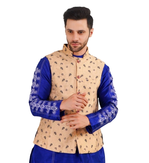 Men's Jacquard Self-Design Sleeveless Mandarin Neck Waistcoat (Beige)