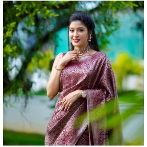 Generic Women's Banarasi Silk Woven Saree With Unstitched Blouse 5.5Mtr (Wine)