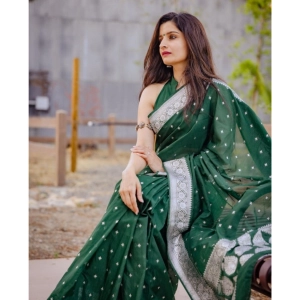 Generic Women's Banarasi Silk Woven Saree With Unstitched Blouse 5.5Mtr (Green)