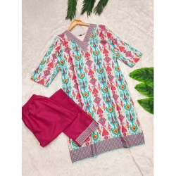 Women's Rayon Printed V Neck 3-4th Sleeve Kurti With Pant Set (Pink)