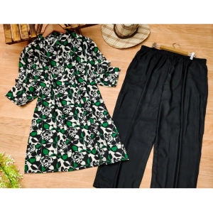 Generic Women's Muslin Printed Mandarin Collar 3-4th Sleeve Kurti With Pant Set (Green)