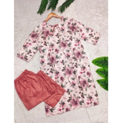 Women's Rayon Printed Round Neck 3-4th Sleeve Kurti With Pant Set (Peach)