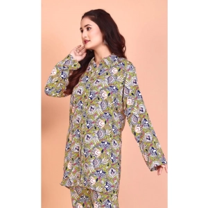 Generic Women's Rayon Printed Mandarin Collar Full Sleeve Co Ord Set (Green)