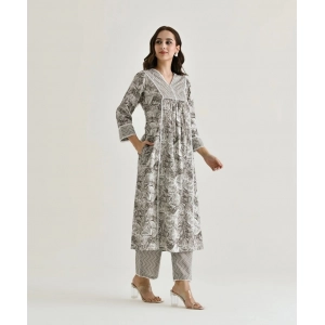 Generic Women's Cotton Blend Printed V Neck Kurti with Pant Set (Grey)