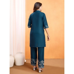 Generic Women's Viscose Rayon Embroidered Chinese Collar Kurti with Pant Set (Green)