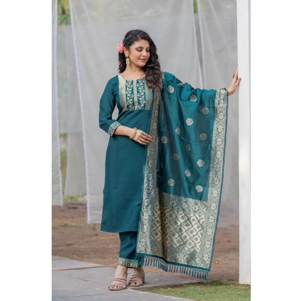 Generic Women's Rayon Printed Round Neck Kurti with Pant and Dupatta Set (Green)