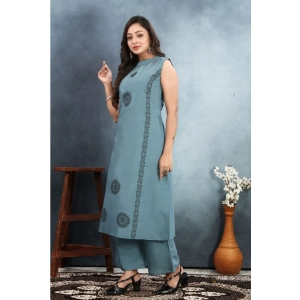 Generic Women's Silk Printed Round Neck Kurti with Pant Set (Grey)
