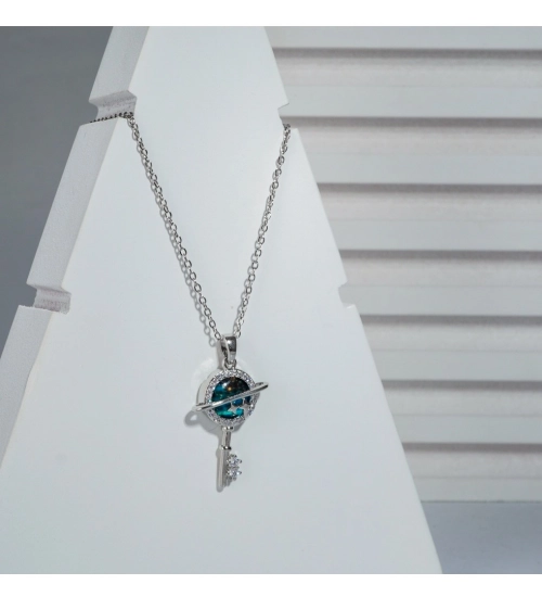 Women's Stainless Steel Key Design Delicate Chain (Silver Plated)