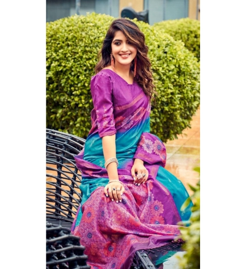 Women's Cotton Blend Printed Saree With Unstitched Blouse (Light Blue, 5-5 Mtrs)