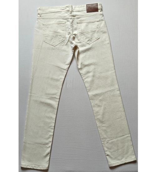 Men's Cotton Blended Solid Classic Fit Jeans (Beige)