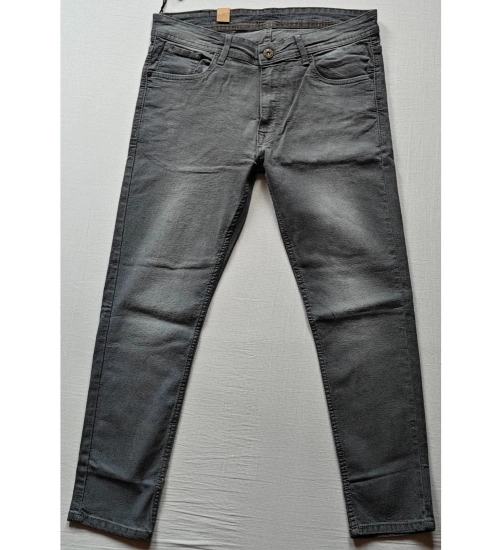 Men's Cotton Blended Solid Tapered Jeans (Grey)