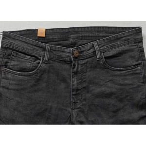 Generic Men's Cotton Blended Solid Tapered Jeans (Grey)