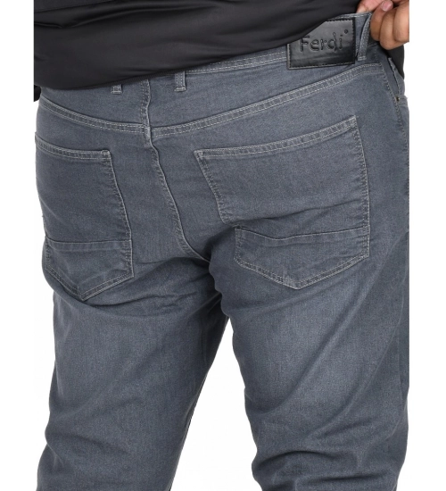 Men's Cotton Blended Solid Plus Size Jeans (Grey)