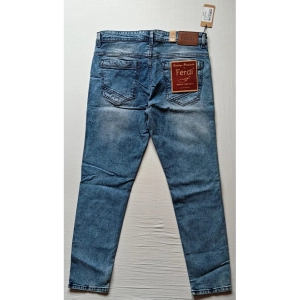 Generic Men's Cotton Blended Solid Tapered Jeans (Blue)