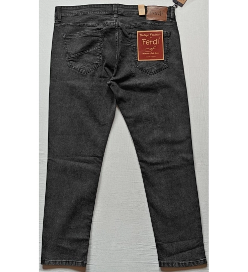 Men's Cotton Blended Solid Tapered Jeans (Grey)