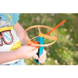 Generic Plastic Kids Flying Helicopter Toy, Indoor Outdoor Party Favours (Multicolor)