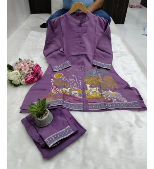 Women's Silk Embroidered 3/4th Sleeve Collar Neck Co-Ord Set (Purple)