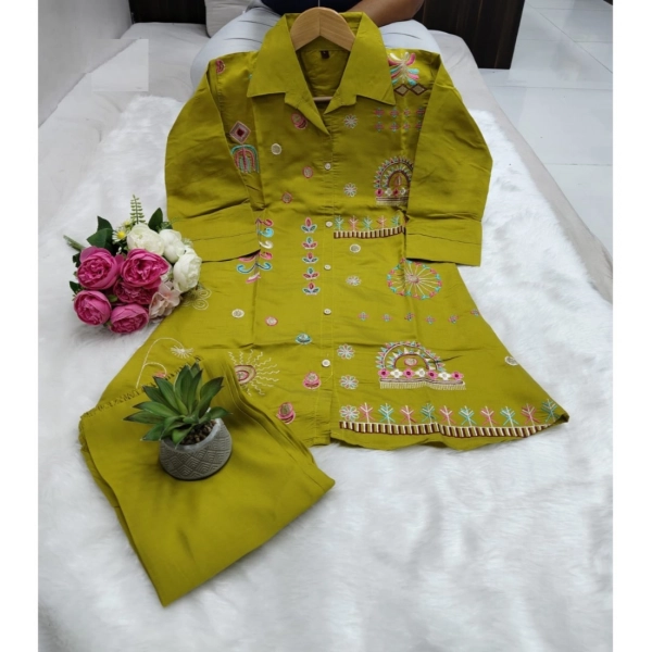 Dropship Women's Roman Silk Embroidered 3/4th Sleeve Collar Neck Co-Ord Set (Green)