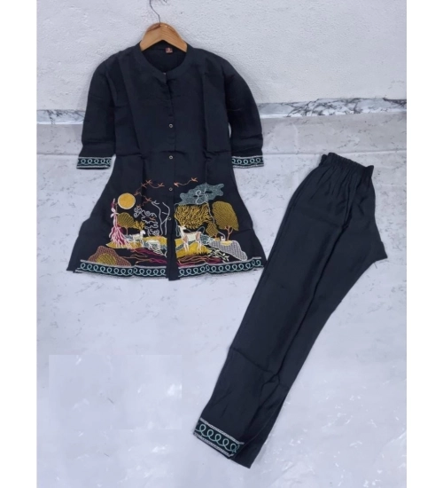 Women's Silk Embroidered 3/4th Sleeve Collar Neck Co-Ord Set (Blue)