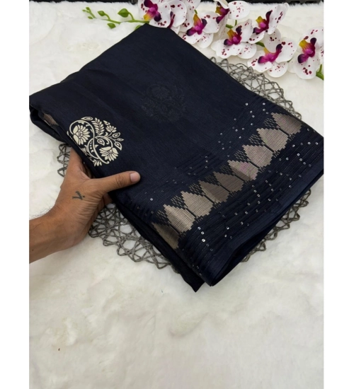 Women's Benny Crape Printed Saree With Unstitched Blouse 5.5Mtr (Black)