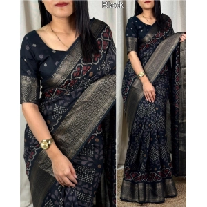 Generic Women's Dola Silk Printed Saree With Unstitched Blouse 5.5Mtr (Black)
