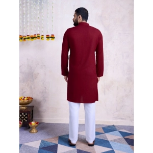 Generic Men's Rayon Mirror Embroidery Mandarin Collar Kurta (Maroon)