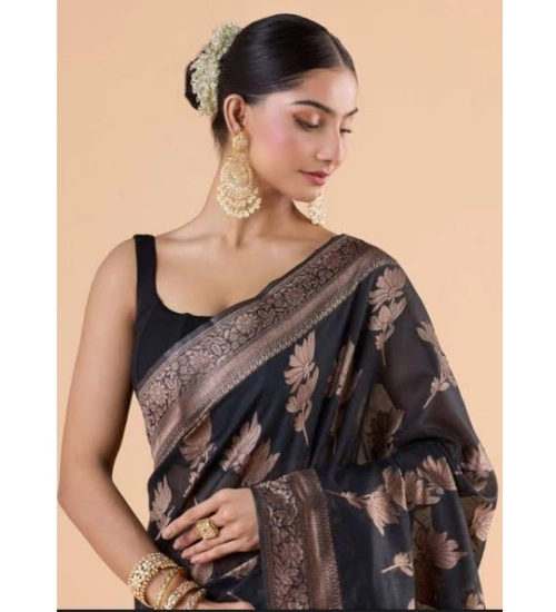 Women's Silk Printed Saree With Unstitched Blouse 5.5Mtr (Black) Women's Silk Printed Saree With Unstitched Blouse 5.5Mtr (Black)