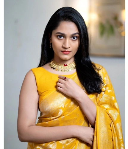 Women's Silk Printed Saree With Unstitched Blouse 5.5Mtr (Yellow) Women's Silk Printed Saree With Unstitched Blouse 5.5Mtr (Yellow)