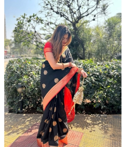 Women's Silk Printed Saree With Unstitched Blouse 5.5Mtr (Black-Red)
