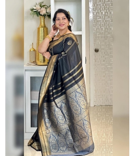 Women's Silk Printed Saree With Unstitched Blouse 5.5Mtr (Black) Women's Silk Printed Saree With Unstitched Blouse 5.5Mtr (Black)