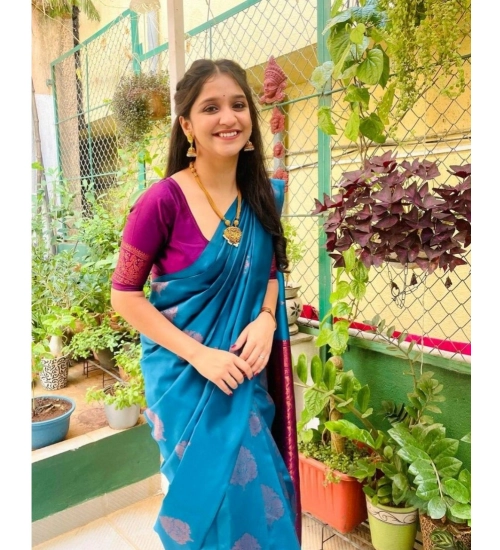 Women's Silk Printed Saree With Unstitched Blouse 5.5Mtr (Rama)