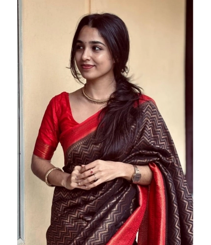 Women's Silk Printed Saree With Unstitched Blouse 5.5Mtr (Brown) Women's Silk Printed Saree With Unstitched Blouse 5.5Mtr (Brown)