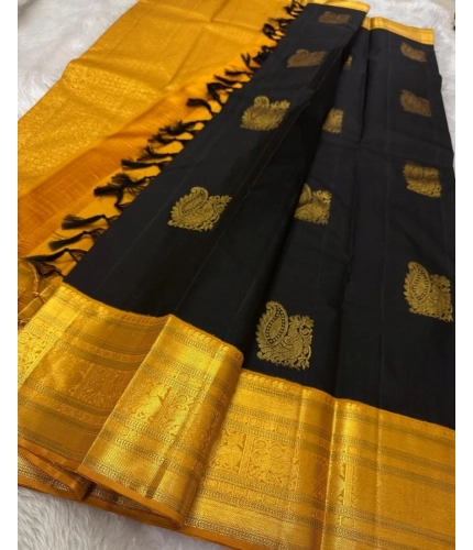 Women's Silk Printed Saree With Unstitched Blouse 5.5Mtr (Black) Women's Silk Printed Saree With Unstitched Blouse 5.5Mtr (Black)
