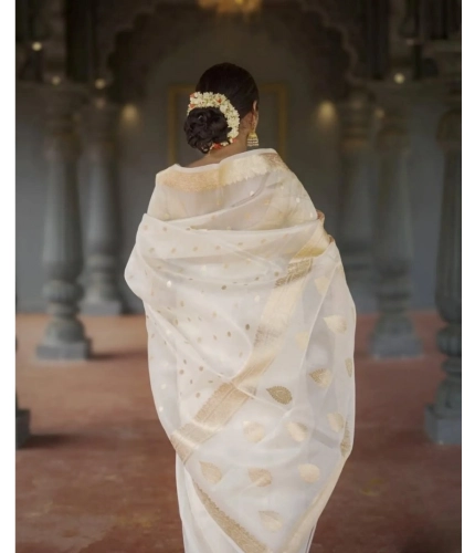 Women's Cotton Printed Saree With Unstitched Blouse 5.5Mtr (White) Women's Cotton Printed Saree With Unstitched Blouse 5.5Mtr (White)
