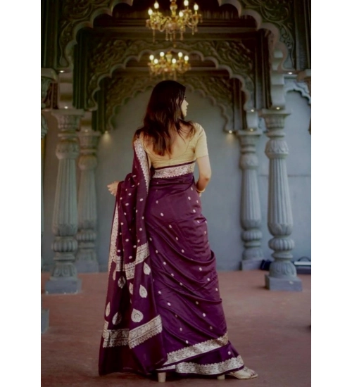 Women's Cotton  Printed Saree With Unstitched Blouse 5.5Mtr (Purple)