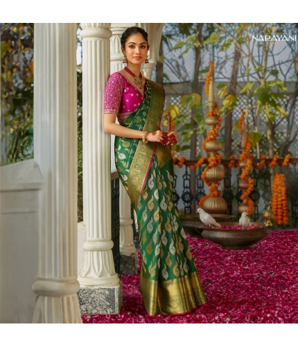 Women's Silk Printed Saree With Unstitched Blouse 5.5Mtr (Green) Women's Silk Printed Saree With Unstitched Blouse 5.5Mtr (Green)