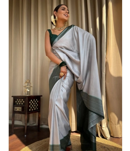 Women's Silk Printed Saree With Unstitched Blouse 5.5Mtr (Grey) Women's Silk Printed Saree With Unstitched Blouse 5.5Mtr (Grey)