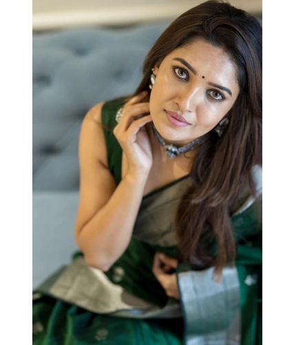 Women's Cotton Printed Saree With Unstitched Blouse 5.5Mtr (Green) Women's Cotton Printed Saree With Unstitched Blouse 5.5Mtr (Green)