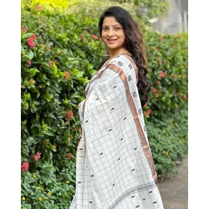 Generic Women's Silk Printed Saree With Unstitched Blouse 5.5Mtr (Off White)