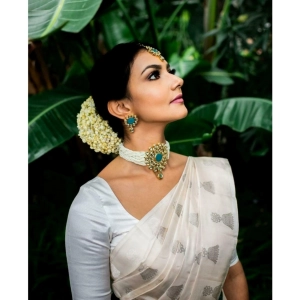 Generic Women's Silk Printed Saree With Unstitched Blouse 5.5Mtr (White)