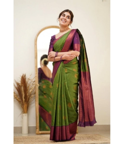 Women's Silk Printed Saree With Unstitched Blouse 5.5Mtr (Green) Women's Silk Printed Saree With Unstitched Blouse 5.5Mtr (Green)