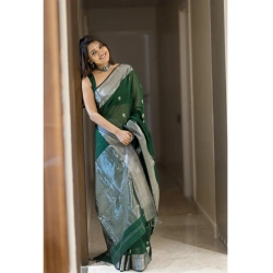 Women's Cotton  Printed Saree With Unstitched Blouse 5.5Mtr (Green)